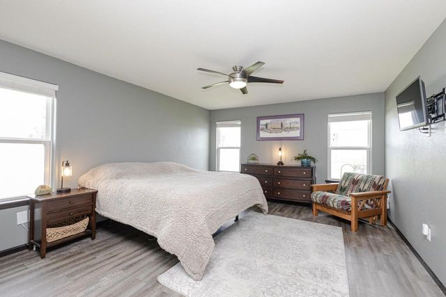 354 Rosewood AVENUE, Lake Mills, WI 53551