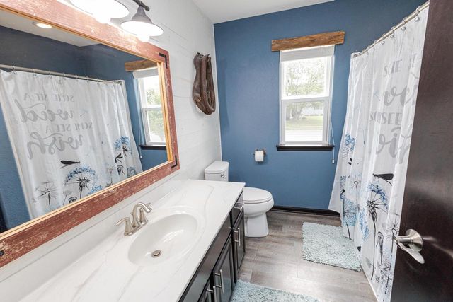 354 Rosewood AVENUE, Lake Mills, WI 53551