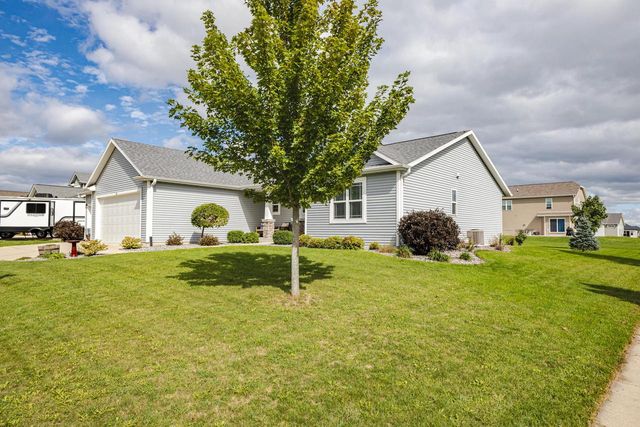354 Rosewood AVENUE, Lake Mills, WI 53551