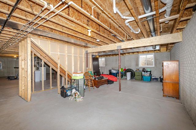 354 Rosewood AVENUE, Lake Mills, WI 53551
