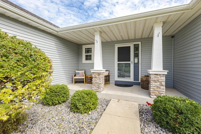 354 Rosewood AVENUE, Lake Mills, WI 53551