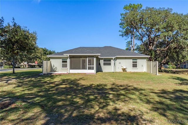 9608 E Woodmere Lane, Inverness, FL 34450