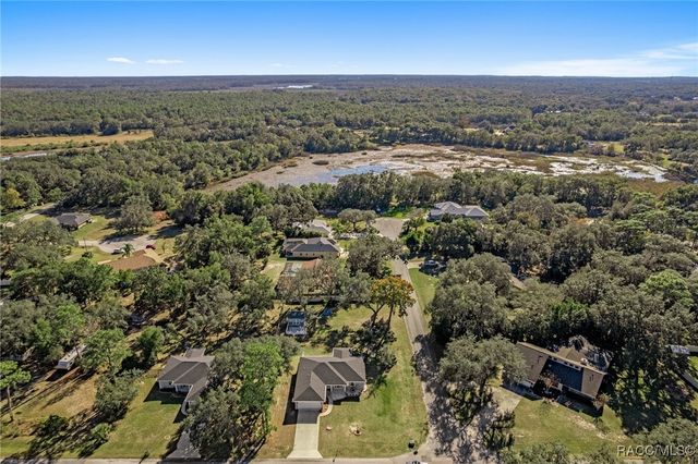 9608 E Woodmere Lane, Inverness, FL 34450