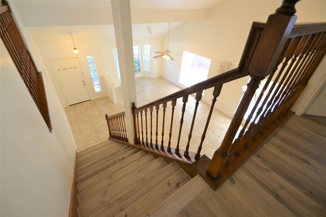 12410 Meadow Briar Drive, Stafford, TX 77477
