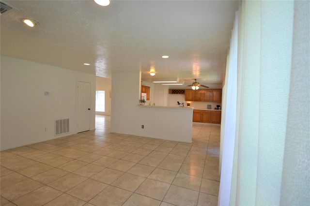 12410 Meadow Briar Drive, Stafford, TX 77477