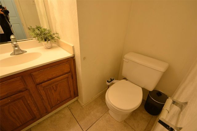 12410 Meadow Briar Drive, Stafford, TX 77477