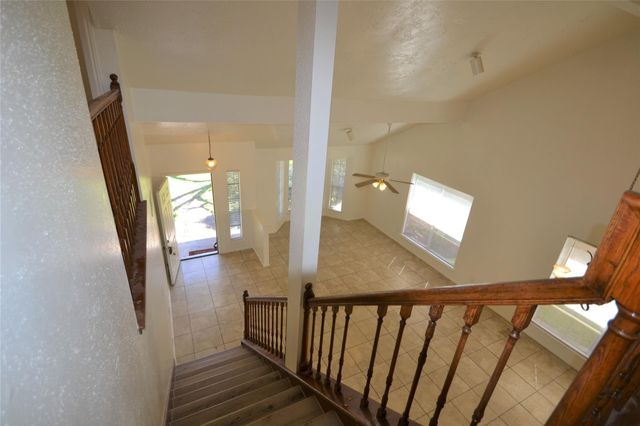 12410 Meadow Briar Drive, Stafford, TX 77477