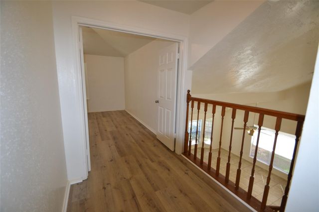 12410 Meadow Briar Drive, Stafford, TX 77477