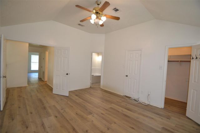 12410 Meadow Briar Drive, Stafford, TX 77477