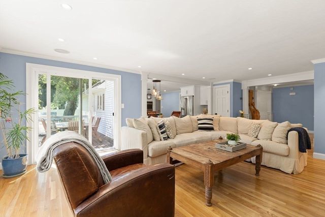 48 Castle Dr, Sharon, MA 02067