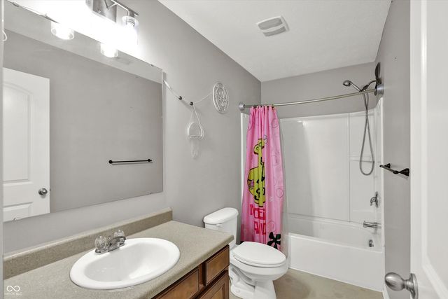 3780 Dusty Sands Road, Whitestown, IN 46075