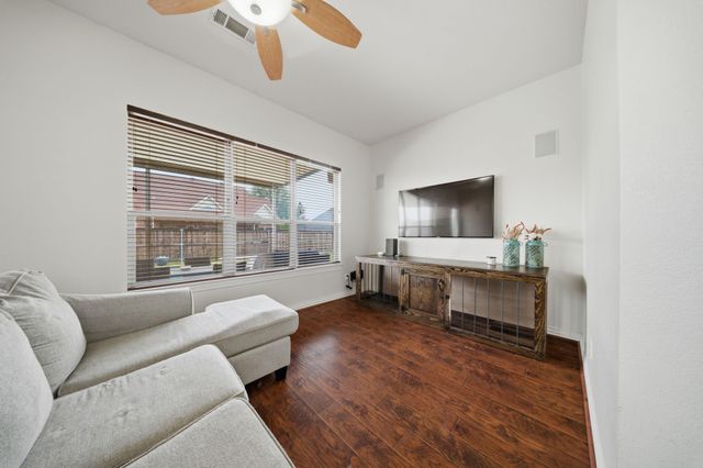 603 Cedar Drive, Pilot Point, TX 76258