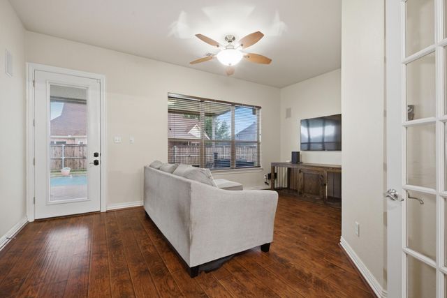 603 Cedar Drive, Pilot Point, TX 76258