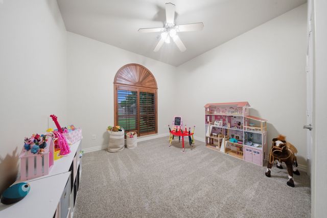 603 Cedar Drive, Pilot Point, TX 76258
