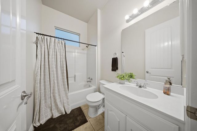 603 Cedar Drive, Pilot Point, TX 76258