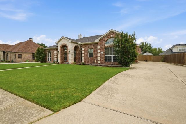 603 Cedar Drive, Pilot Point, TX 76258