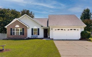 1150 Somerset Crossing Lane, Kernersville, NC 27284