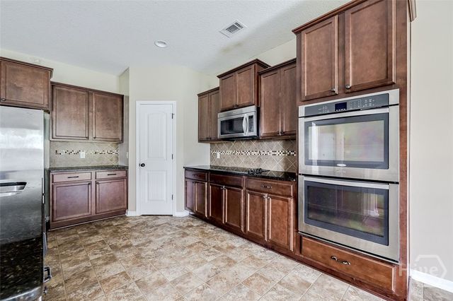 736 NE Mustang Lane, Ludowici, GA 31316