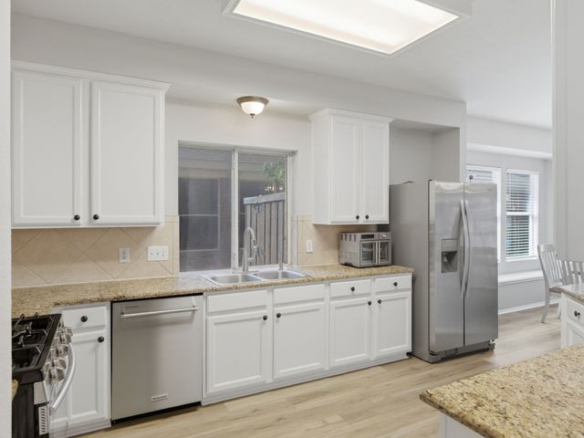 12471 Hawk Creek Drive, Frisco, TX 75033