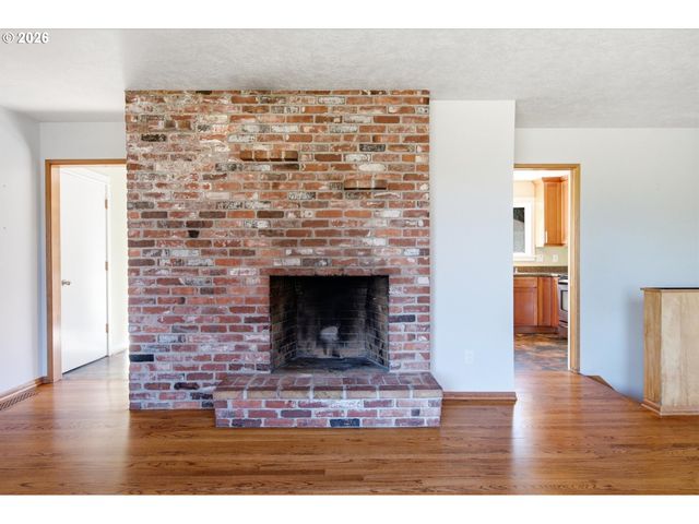 15122 Se LA BONITA Way, Milwaukie, OR 97267