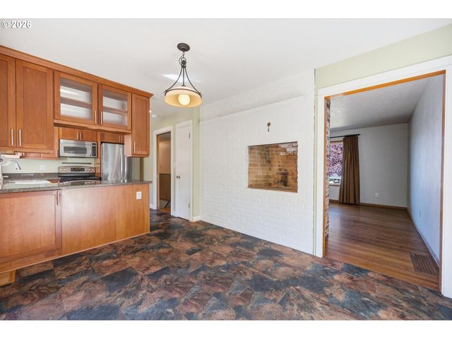 15122 Se LA BONITA Way, Milwaukie, OR 97267