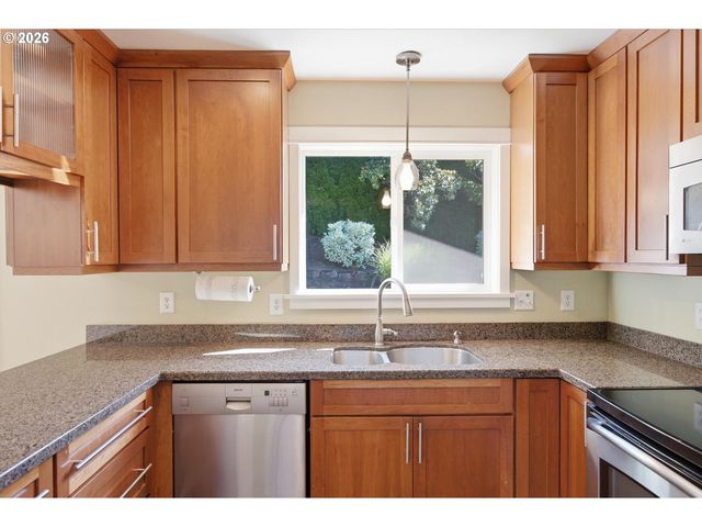 15122 Se LA BONITA Way, Milwaukie, OR 97267