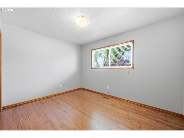 15122 Se LA BONITA Way, Milwaukie, OR 97267
