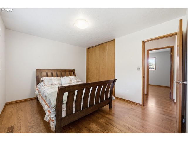 15122 Se LA BONITA Way, Milwaukie, OR 97267