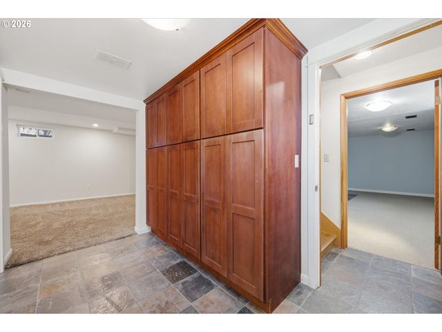 15122 Se LA BONITA Way, Milwaukie, OR 97267