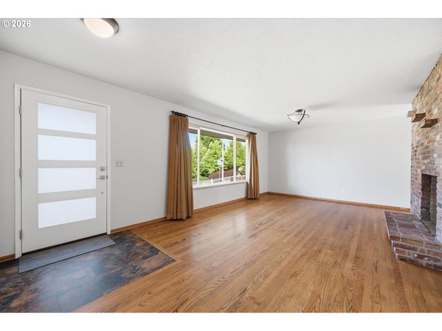 15122 Se LA BONITA Way, Milwaukie, OR 97267