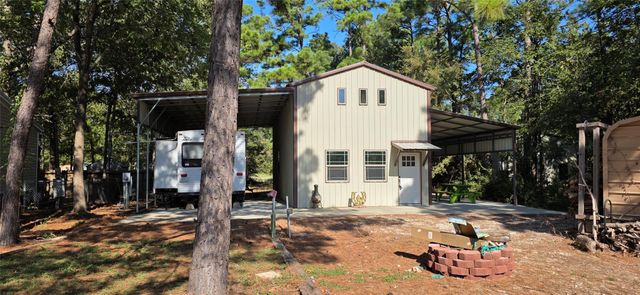 50 Nassau Lane, Point Blank, TX 77364
