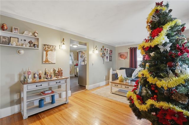 120 APPIAN Way, East Providence, RI 02914