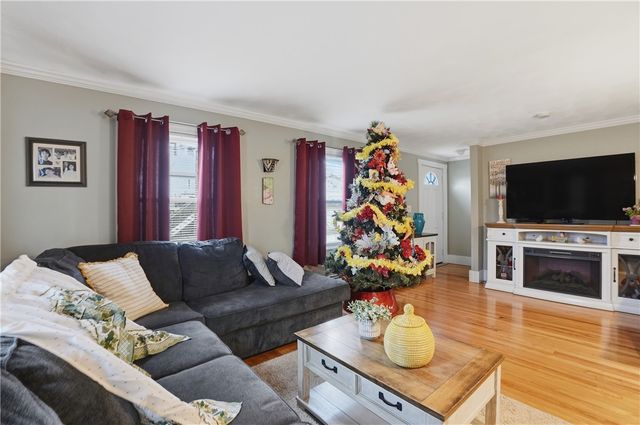 120 APPIAN Way, East Providence, RI 02914