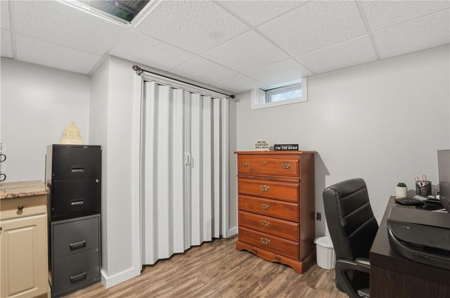 120 APPIAN Way, East Providence, RI 02914