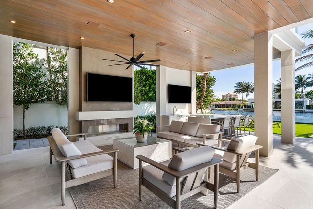 500 E Alexander Palm Road, Boca Raton, FL 33432