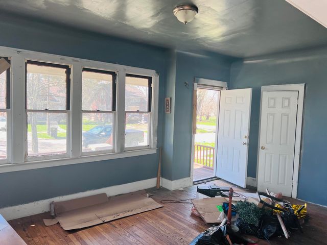 18040 St Louis Avenue, Detroit, MI 48234