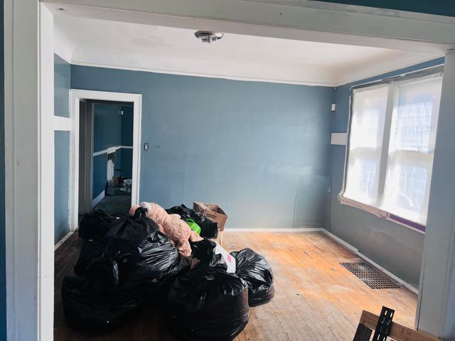 18040 St Louis Avenue, Detroit, MI 48234