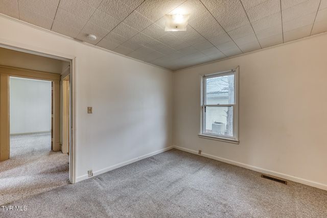 708 North Main Avenue, Erwin, TN 37650