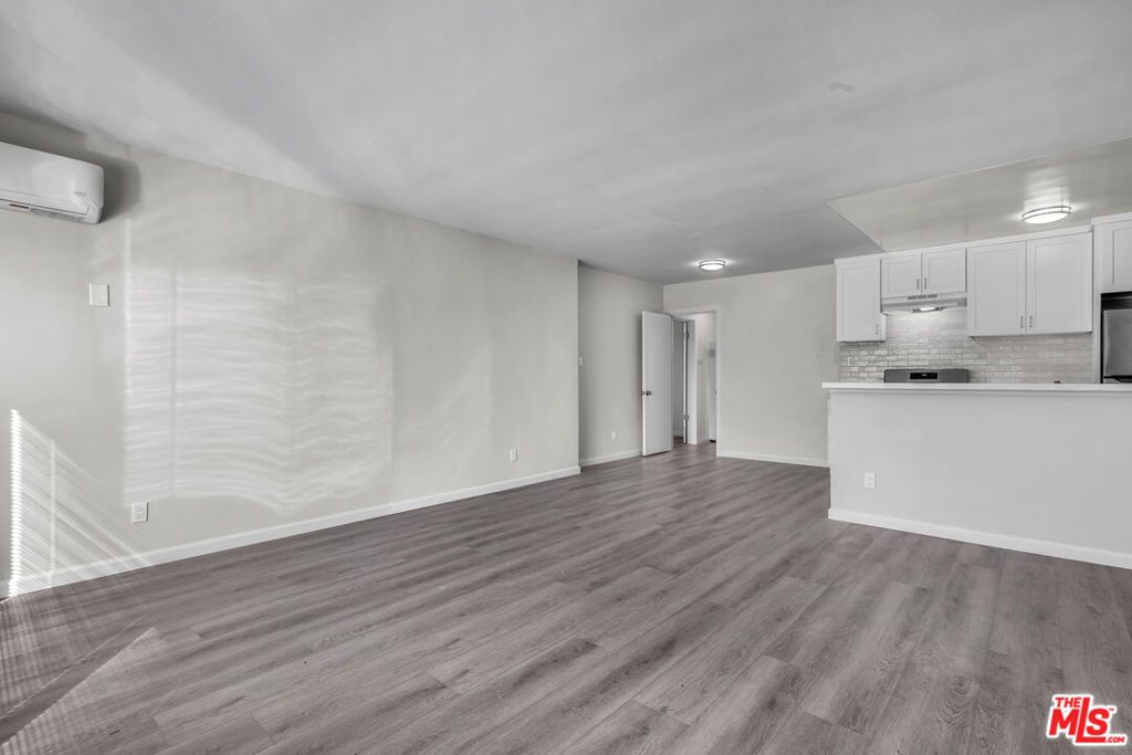 1690 West Boulevard, Los Angeles, CA 90019 — photo 5