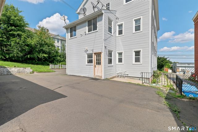 126 Booth Street 3, New Britain, CT 06053