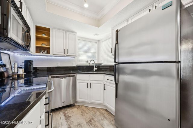 831 SHORELINE Circle, Ponte Vedra Beach, FL 32082