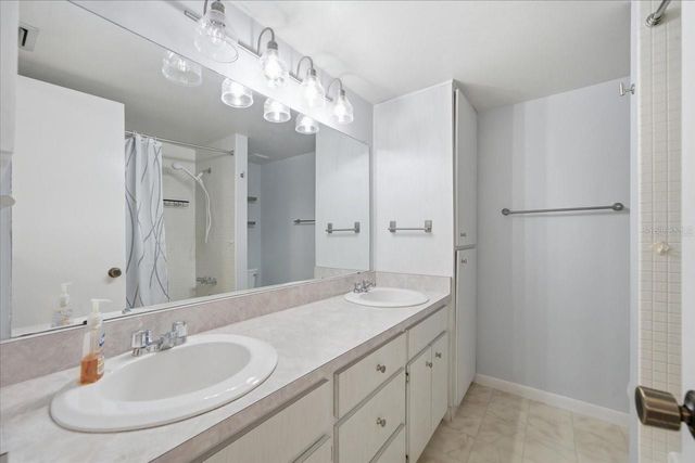 11875 90TH AVENUE, Seminole, FL 33772