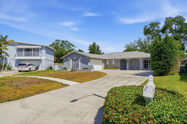 11875 90TH AVENUE, Seminole, FL 33772