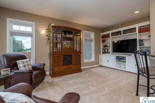 2346 Abbywood Lane, North Mankato, MN 56003
