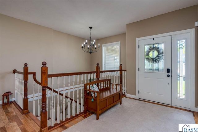 2346 Abbywood Lane, North Mankato, MN 56003