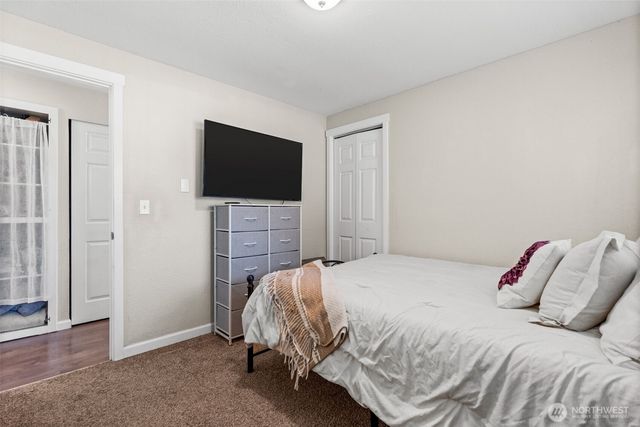 17019 19th Avenue E, Spanaway, WA 98387