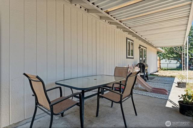 17019 19th Avenue E, Spanaway, WA 98387