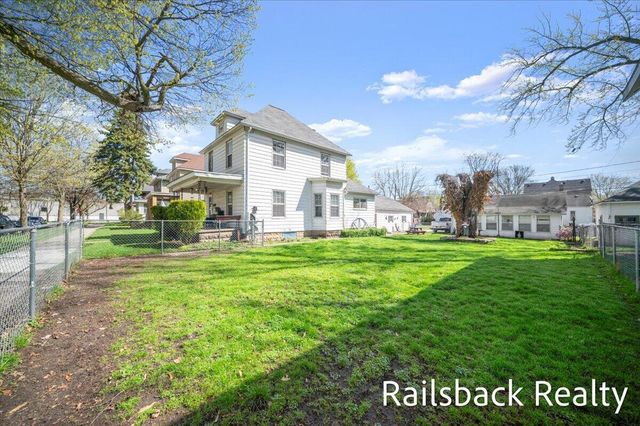 1560 Hamilton Avenue NW, Grand Rapids, MI 49504