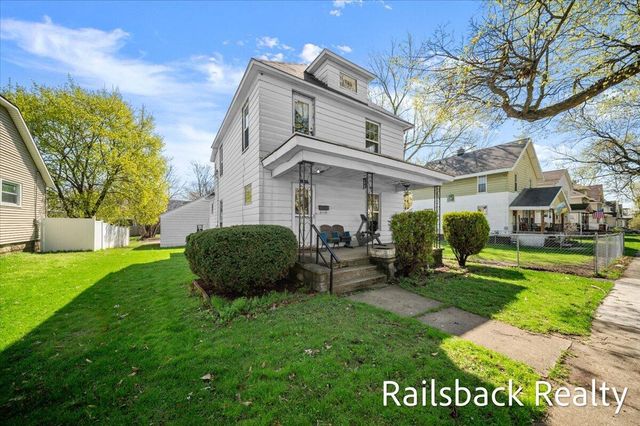 1560 Hamilton Avenue NW, Grand Rapids, MI 49504