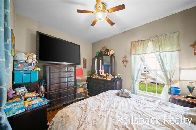 1560 Hamilton Avenue NW, Grand Rapids, MI 49504